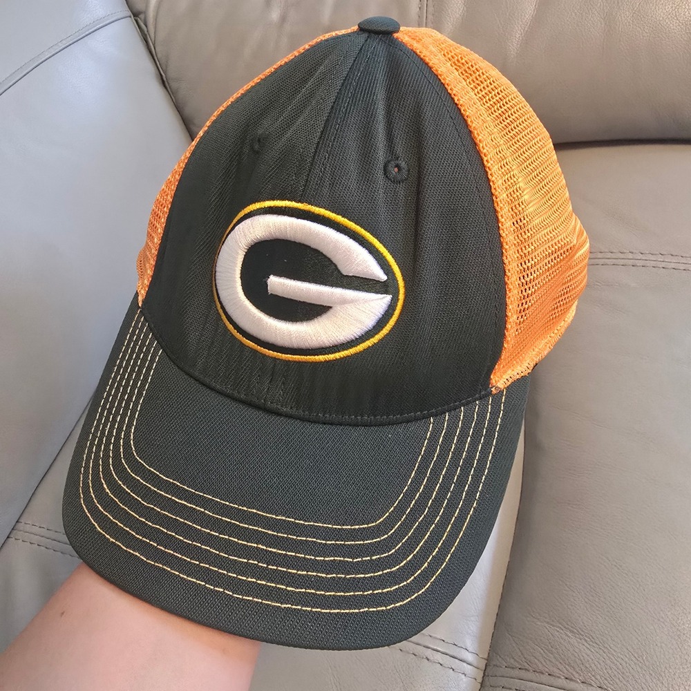 Green Bay Packers NFL Team Apparel Mesh Stretch‎ Fit Trucker Hat Green Orange